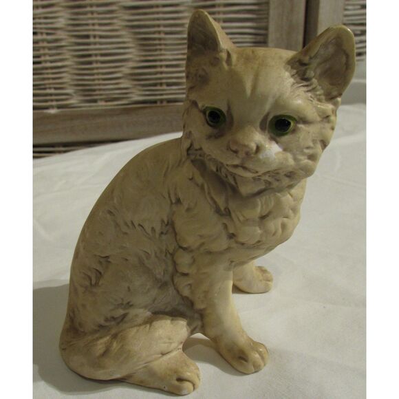 Kitty cat ceramic cream color green eyes vintage figurine - Picture 1 of 6